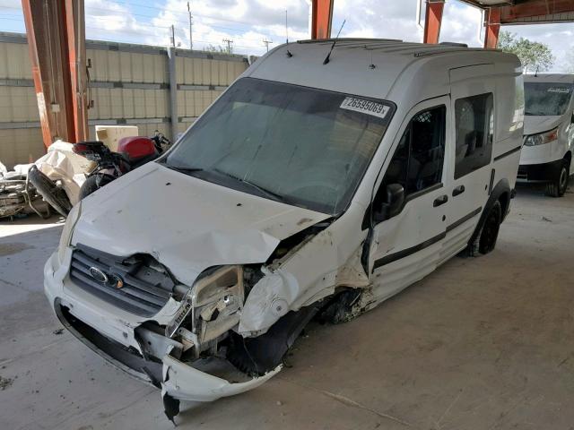 NM0LS6BN2BT054224 - 2011 FORD TRANSIT CO WHITE photo 2