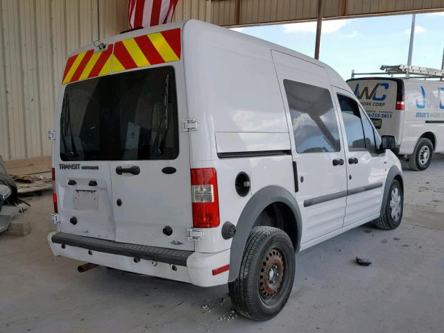 NM0LS6BN2BT054224 - 2011 FORD TRANSIT CO WHITE photo 4