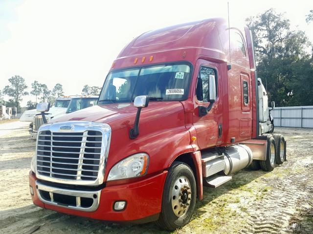 1FUJGLCK28LZ66089 - 2008 FREIGHTLINER CASCADIA 1 RED photo 2