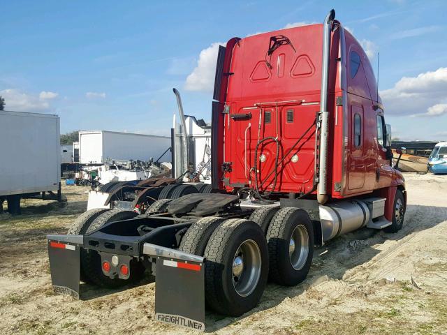 1FUJGLCK28LZ66089 - 2008 FREIGHTLINER CASCADIA 1 RED photo 4