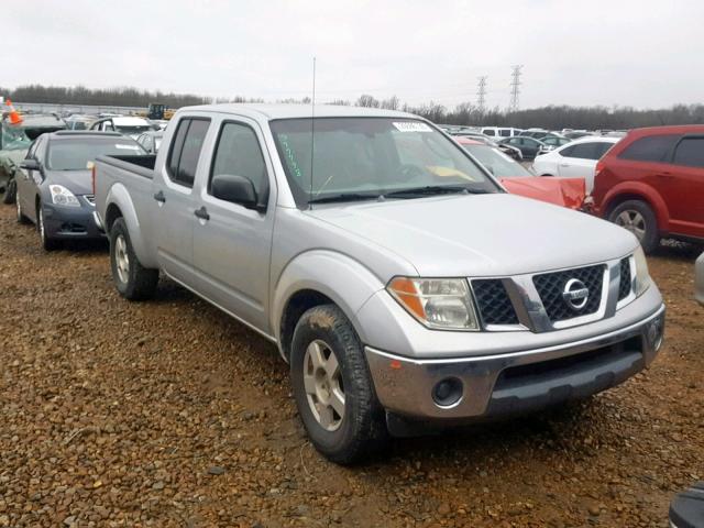 1N6AD09U57C440722 - 2007 NISSAN FRONTIER C SILVER photo 1