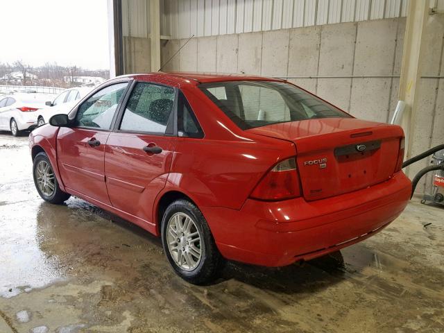 1FAFP34N47W257074 - 2007 FORD FOCUS ZX4 RED photo 3