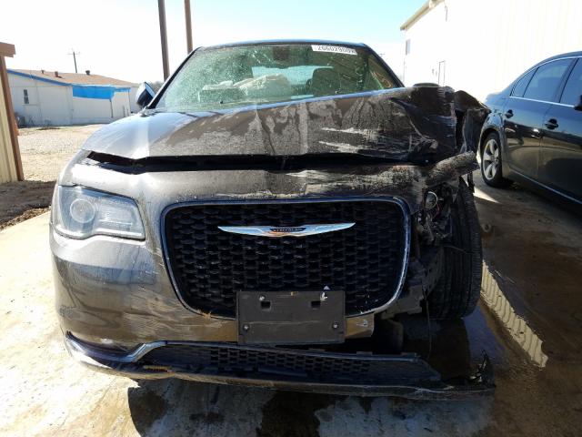 2C3CCAGG8JH267384 - 2018 CHRYSLER 300 S  photo 9