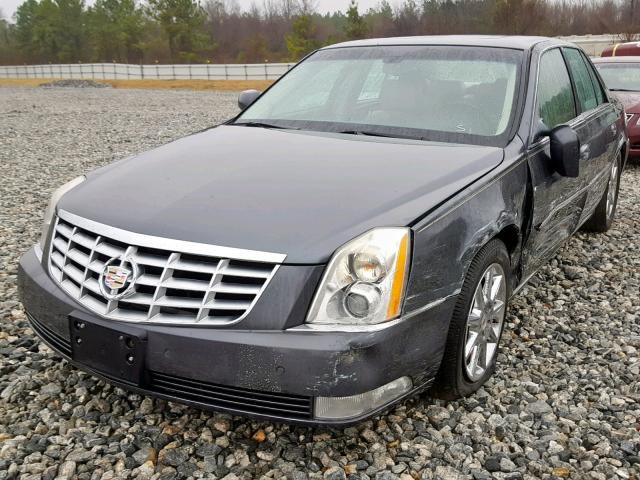 1G6KD5E64BU136153 - 2011 CADILLAC DTS LUXURY GRAY photo 2