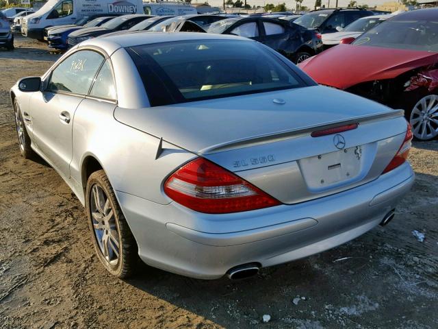 WDBSK71F58F140910 - 2008 MERCEDES-BENZ SL 550 SILVER photo 3