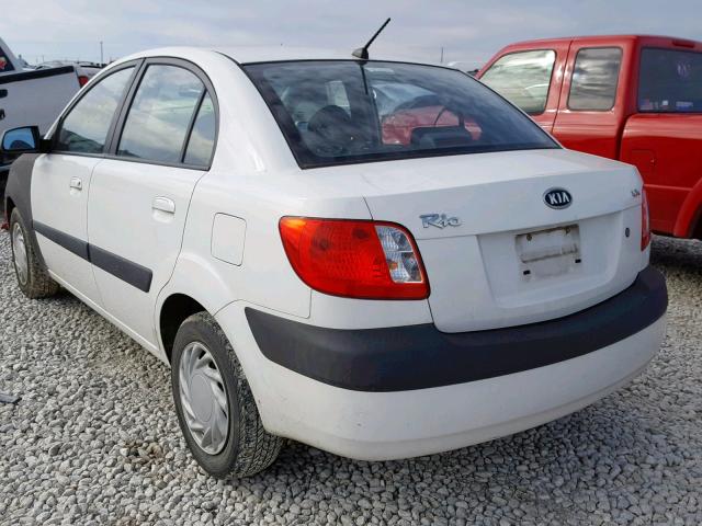 KNADE123776243227 - 2007 KIA RIO BASE WHITE photo 3