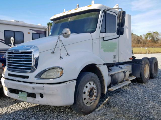 1FUJA6CK75LU94471 - 2005 FREIGHTLINER CONVENTION WHITE photo 2