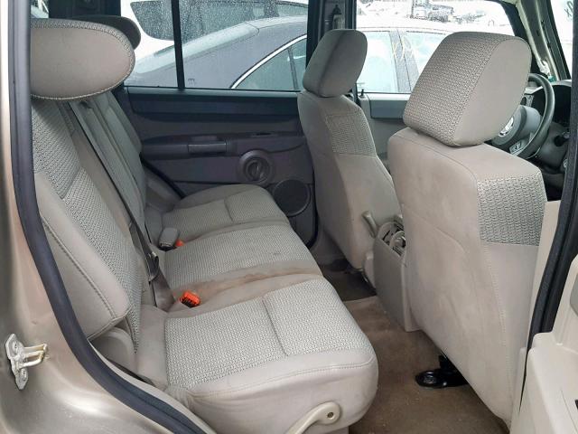 1J8HG48N96C198695 - 2006 JEEP COMMANDER BEIGE photo 6