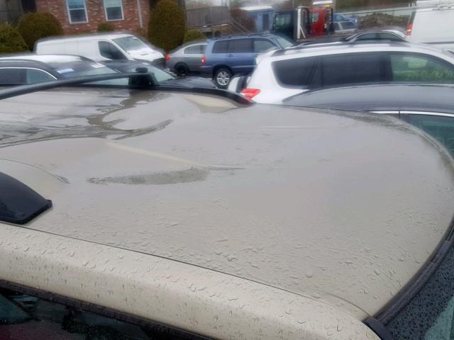 1J8HG48N96C198695 - 2006 JEEP COMMANDER BEIGE photo 9