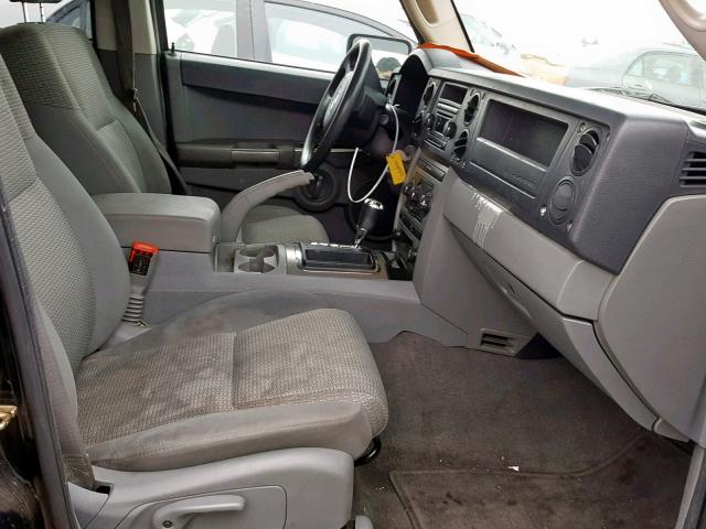 1J8HH48K67C537496 - 2007 JEEP COMMANDER BLACK photo 5