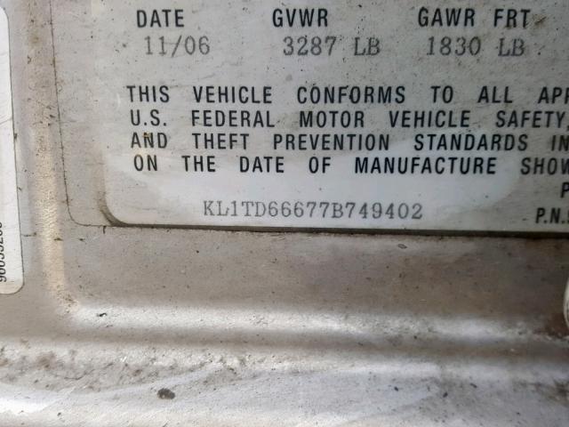 KL1TD66677B749402 - 2007 CHEVROLET AVEO BASE ნაცრისფერი ფოტო 10