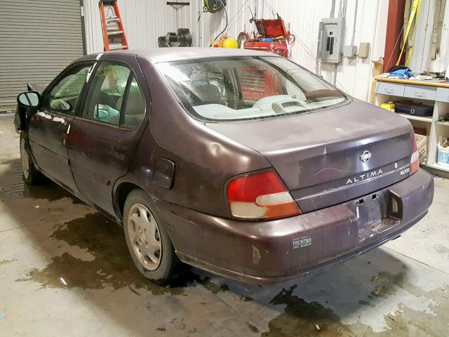 1N4DL01D3WC162289 - 1998 NISSAN ALTIMA XE MAROON photo 3