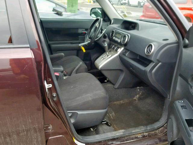 JTLKE50E081019127 - 2008 TOYOTA SCION XB MAROON photo 5