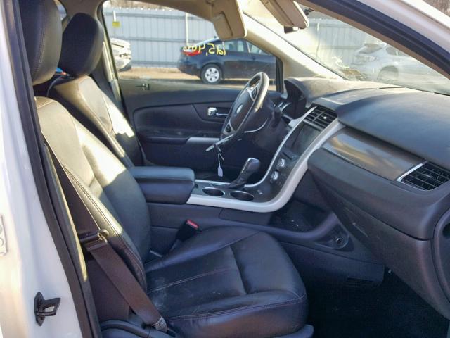 2FMDK4JC1DBA93526 - 2013 FORD EDGE SEL WHITE photo 5