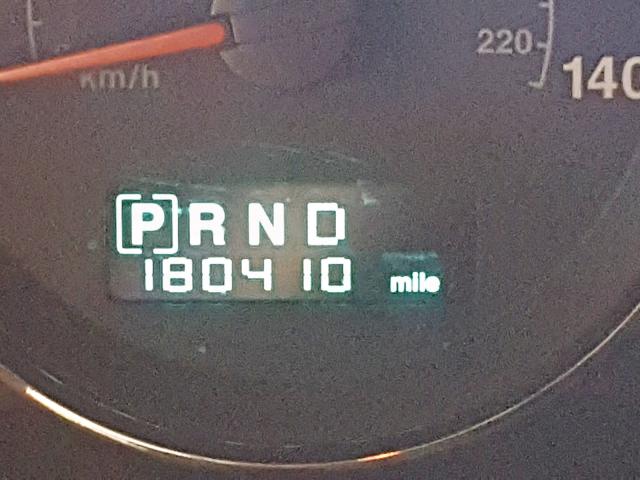 1J8HG582X6C352486 - 2006 JEEP COMMANDER WHITE photo 8