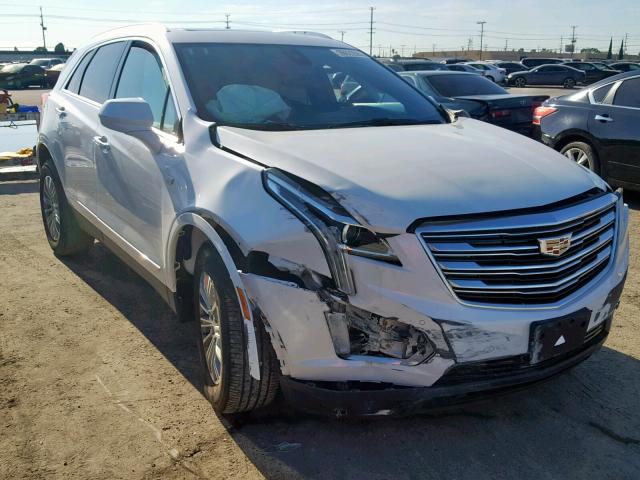 1GYKNBRS6HZ175705 - 2017 CADILLAC XT5 LUXURY WHITE photo 1