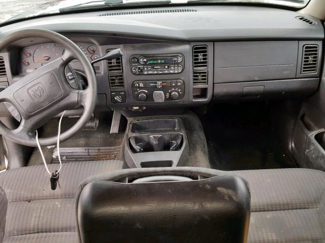 1B4HS38N52F170074 - 2002 DODGE DURANGO SP GRAY photo 9