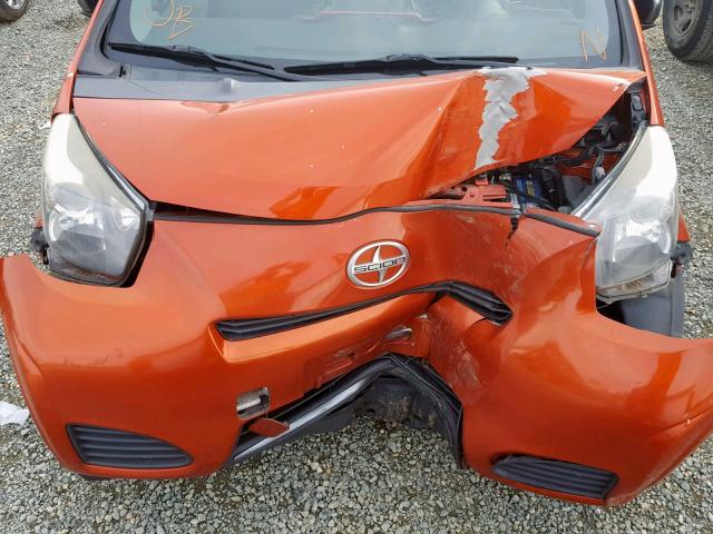 JTNJJXB08CJ010650 - 2012 TOYOTA SCION IQ ORANGE photo 7