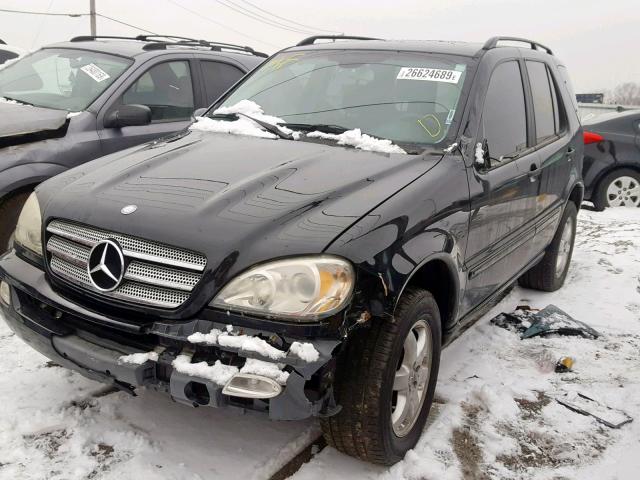 4JGAB57E84A509097 - 2004 MERCEDES-BENZ ML 350 BLACK photo 2