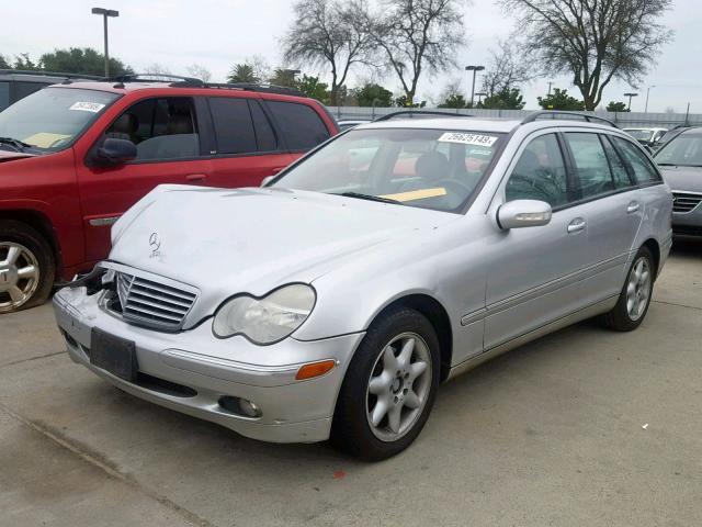 WDBRH61J74F452572 - 2004 MERCEDES-BENZ C 240 SPOR SILVER photo 2