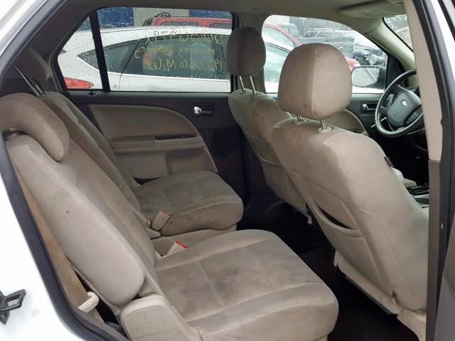 1FMDK02W38GA30329 - 2008 FORD TAURUS X S WHITE photo 6