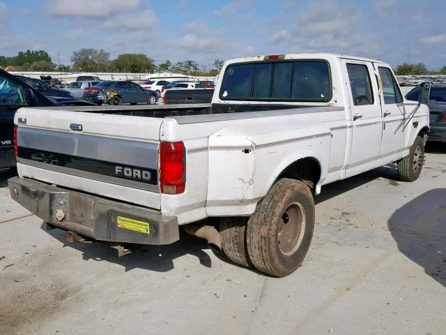 1FTJW35F3TEA20686 - 1996 FORD F350 WHITE photo 4