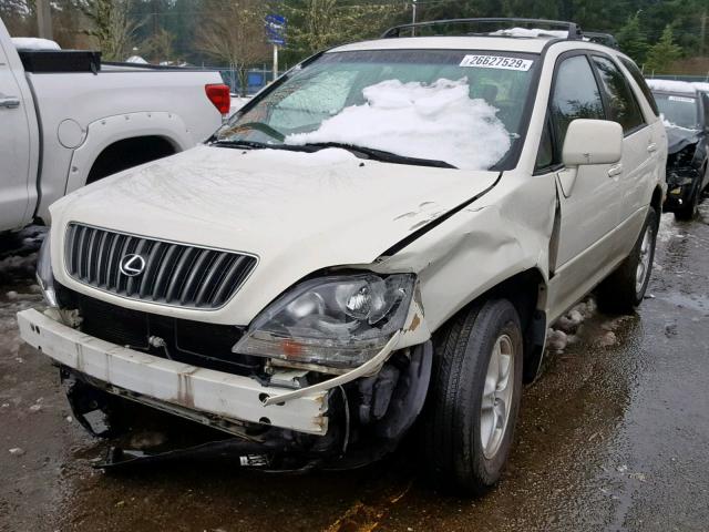 JT6HF10U6X0033046 - 1999 LEXUS RX 300 WHITE photo 2