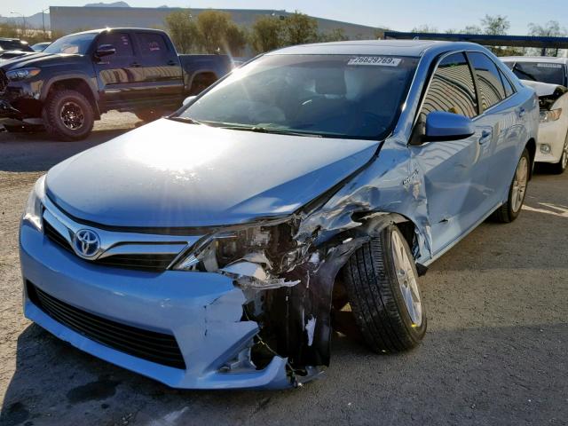 4T1BD1FKXCU010068 - 2012 TOYOTA CAMRY HYBR BLUE photo 2