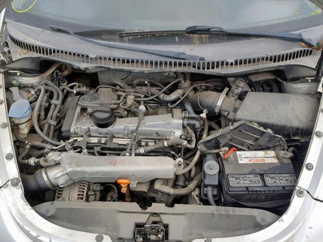 3VWDD21C71M436673 - 2001 VOLKSWAGEN NEW BEETLE 银色 照片 7