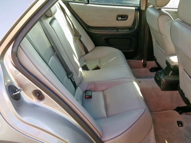 JTHBD192430080011 - 2003 LEXUS IS 300 GRAY photo 6