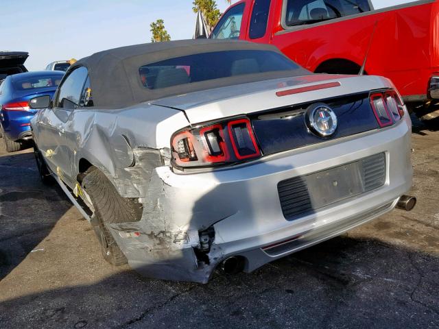 1ZVBP8EM3D5236775 - 2013 FORD MUSTANG SILVER photo 3