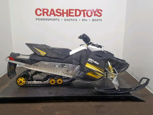 2BPSDDBA7BV000829 - 2011 SKI DOO 11 600 GSX BLACK photo 1