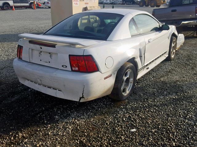 1FAFP40472F241592 - 2002 FORD MUSTANG WHITE photo 4