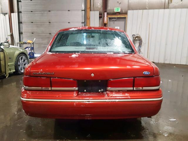 2FALP74W5VX200564 - 1997 FORD CROWN VICT RED photo 9