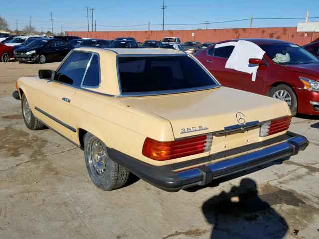 WDBBA45A8DB021217 - 1983 MERCEDES-BENZ 380 SL YELLOW photo 3