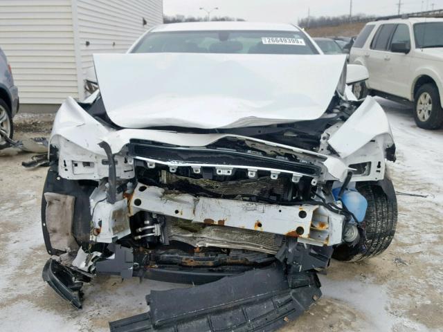 1G1ZC5E11BF213853 - 2011 CHEVROLET MALIBU 1LT 白色 照片 9