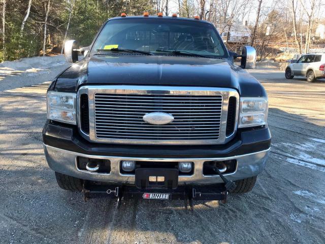 1FTWW31PX6EC03916 - 2006 FORD F350 SRW S BLACK photo 3