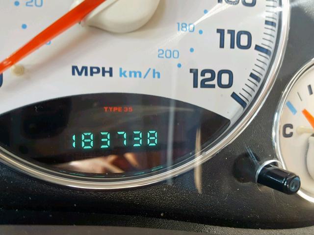 1J4GK38K44W102608 - 2004 JEEP LIBERTY RE TAN photo 8