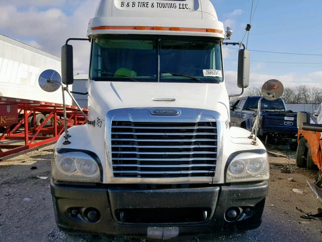 1FUJBBCK06LW98472 - 2006 FREIGHTLINER CONVENTION WHITE photo 9