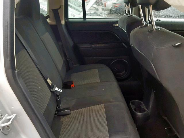 1C4NJCBA2CD518845 - 2012 JEEP COMPASS SP 银色 照片 6