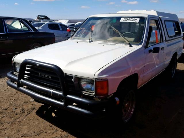 JT4RN50RXH0285550 - 1987 TOYOTA PICKUP 1/2 WHITE photo 2