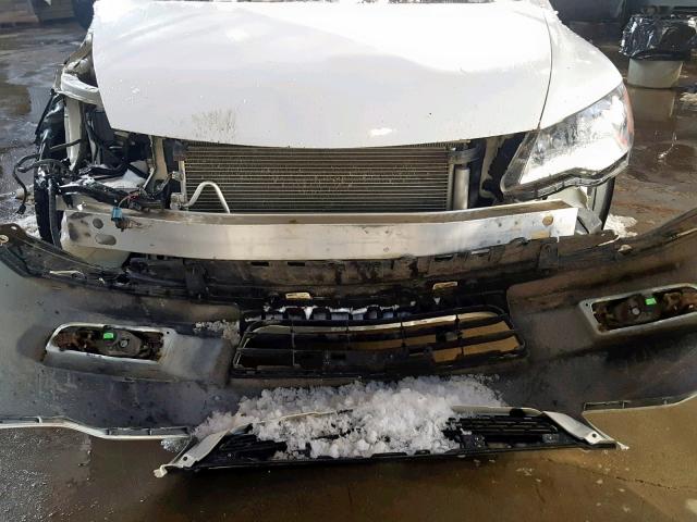 2HHFD56789H200999 - 2009 ACURA CSX TECHNO WHITE photo 9