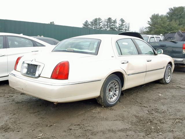 1LNFM83W6WY695569 - 1998 LINCOLN TOWN CAR C CREAM photo 4