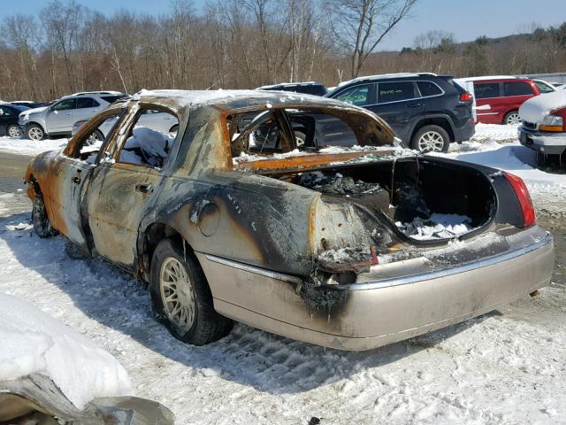 1LNHM82WXYY816214 - 2000 LINCOLN TOWN CAR S BURN photo 3