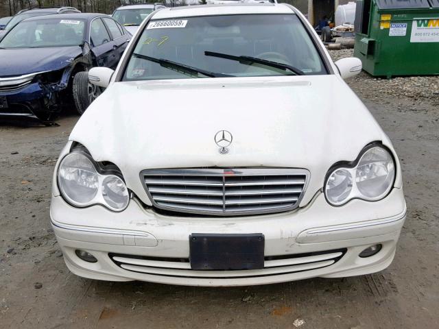 WDBRF92H77F911803 - 2007 MERCEDES-BENZ C 280 4MAT WHITE photo 7