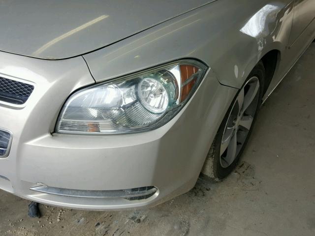 1G1ZC5EU8BF138384 - 2011 CHEVROLET MALIBU 1LT 金色 照片 9