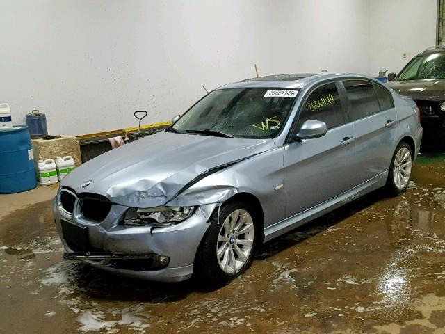 WBAPH5C59BA443138 - 2011 BMW 328 I SULE BLUE photo 2