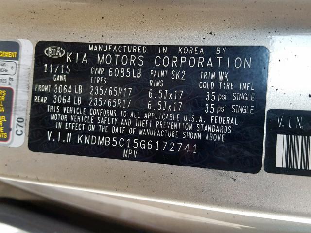 KNDMB5C15G6172741 - 2016 KIA SEDONA LX GOLD photo 10