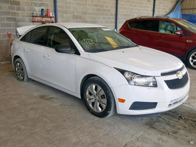 1G1PA5SH6E7140105 - 2014 CHEVROLET CRUZE LS WHITE photo 1