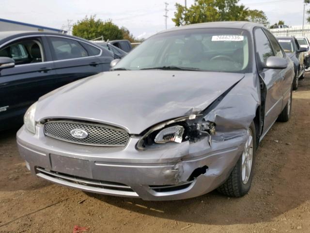 1FAFP56U46A169881 - 2006 FORD TAURUS SEL SILVER photo 2